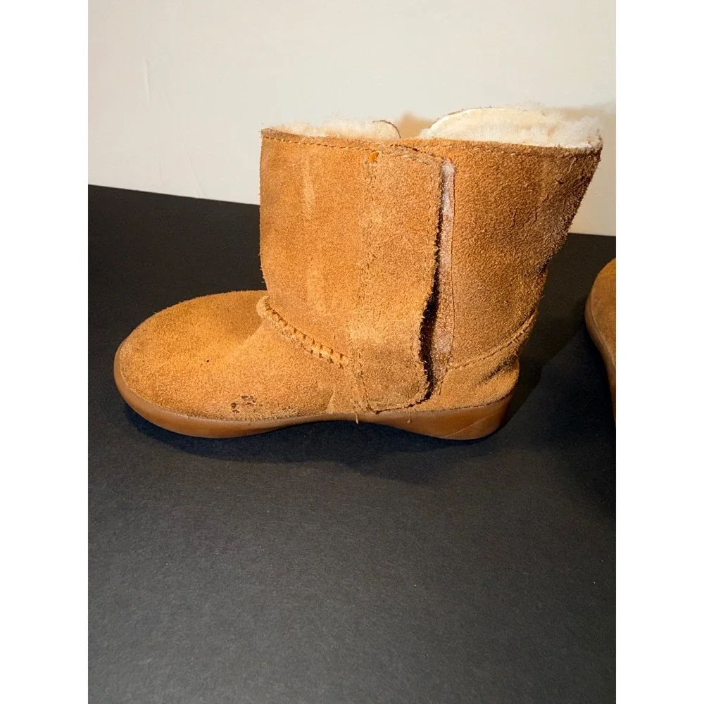 UGG Keelan Chestnut Suede Sheepskin‎ Toddler Boots Sz 6